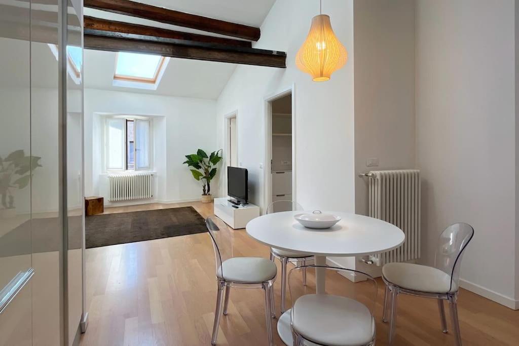 Apartamento Casa Moira - Affitti Brevi Italia Lecco Exterior foto
