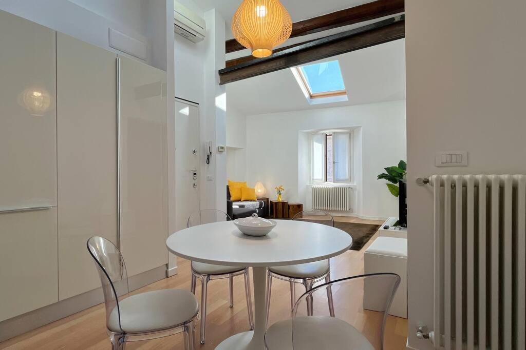 Apartamento Casa Moira - Affitti Brevi Italia Lecco Exterior foto